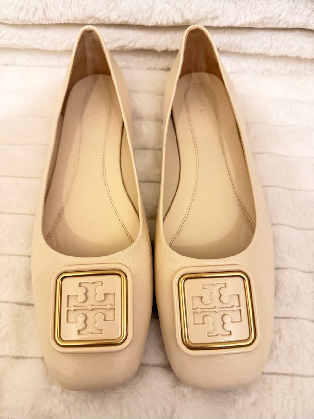 Tory Burch Cream Leather Logo Square-Toe Flats - Picture 2 of 7
